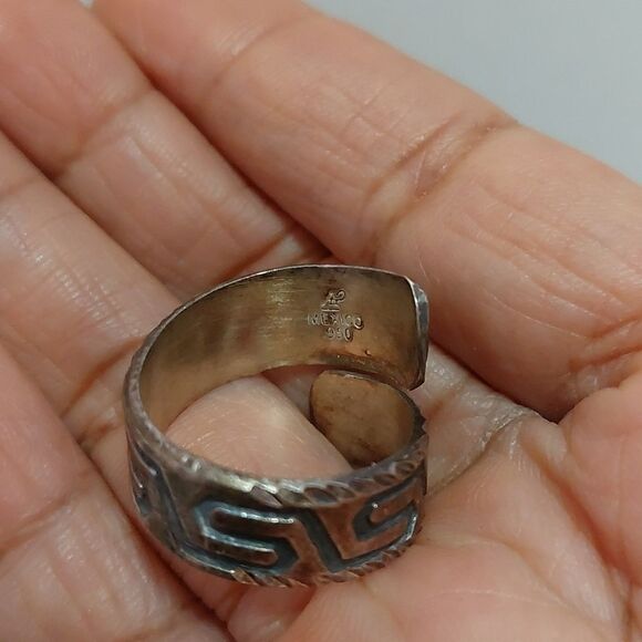 Vintage AP 950 Mexican Silver Greek Key Relief Bypass Ring Wide Band Adjustable - Picture 6 of 8